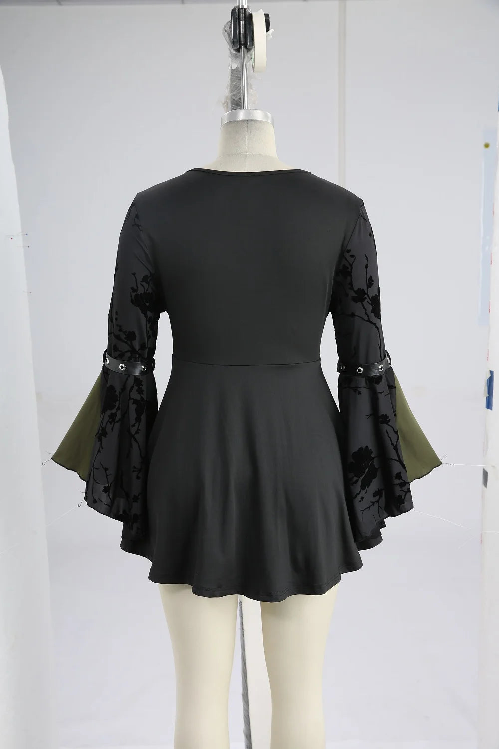 ROSEGAL Plus Size Spring Autumn T-shirts For Women Floral Flocking Flare Sleeves Lace Up PU Strap Buckle Grommet Patchwork Tops