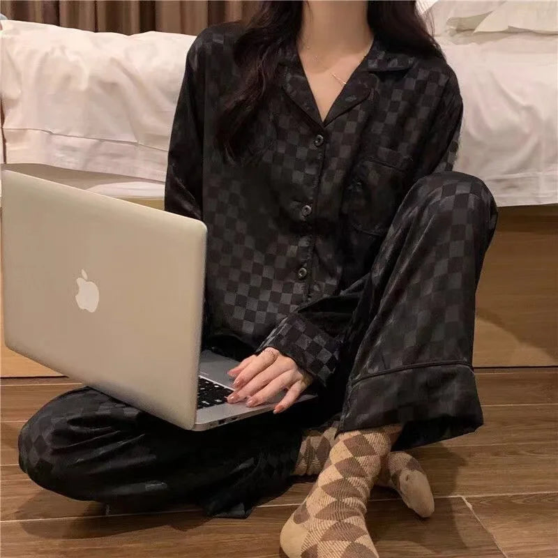 White Checkered Pattern Jacquard Plus Size Women Pajamas 2024 New Autumn Long Sleeve Pant Sleepwear French Elegatn Lady Lounges