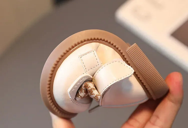 2024 Baby Girls Leather Shoes Spring and Autumn Soft Bottom Princess Bow-knot Casual Toddlers Kids Fashion Baby First Walkers